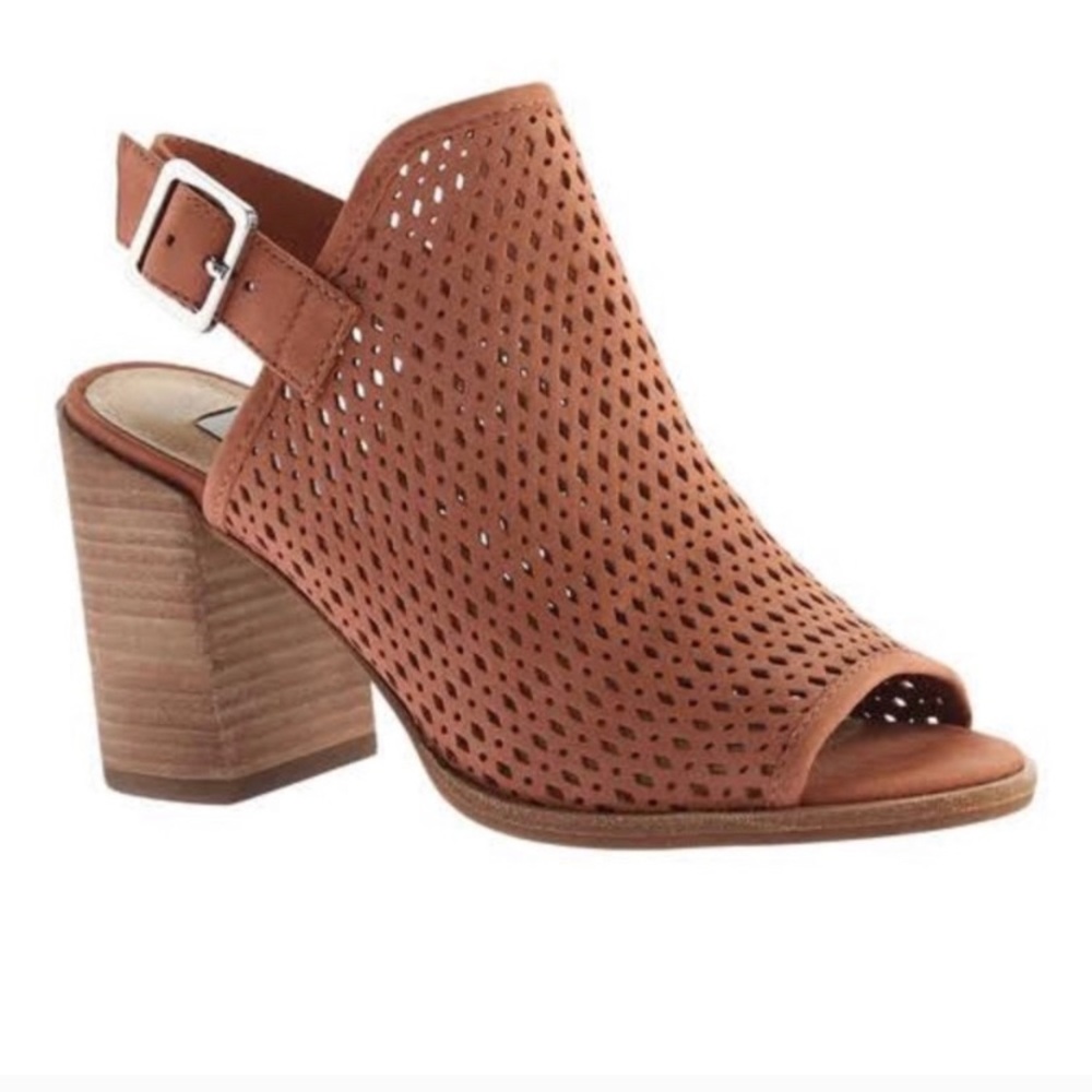 Steve Madden Slingback heels